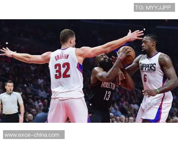 快船与猛龙精彩对决回放2月17日比赛全程回顾与精彩瞬间解析