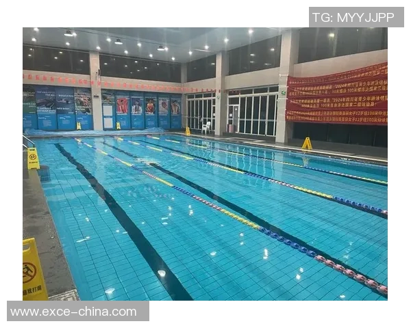 仰泳技巧解析与提升方法，助力游泳爱好者突破个人最佳成绩