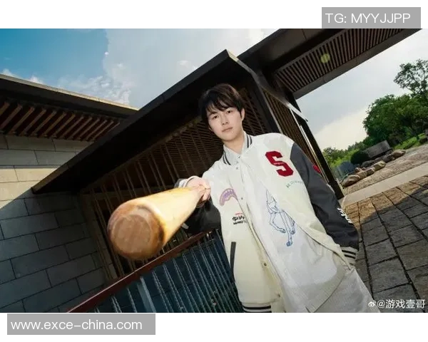 周敏专访：从青涩玩家到电竞传奇的英雄联盟成长之路