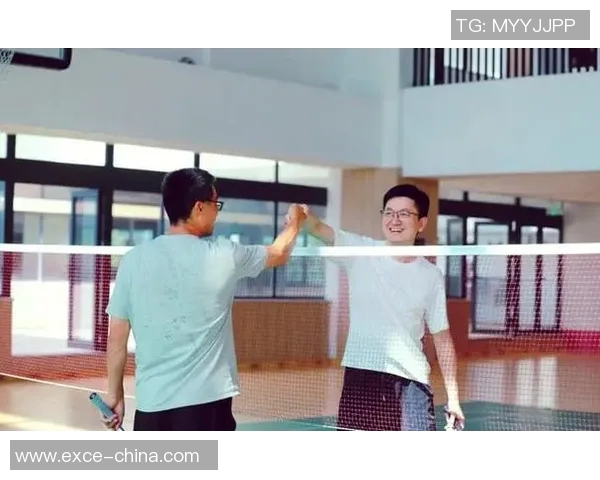 武汉羽毛球队默契配合探秘：团队协作如何助力竞技水平提升