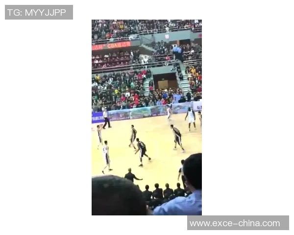 杭州飞盘队在攀岩联赛中的默契配合与战术分析 杭州飞盘队在攀岩联赛中的默契配合与战术分析