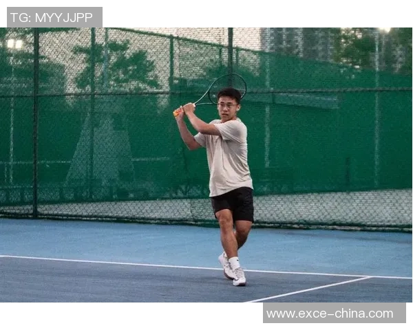 深圳网球队技术探讨:提升网球水平的关键策略与训练方法分析 深圳网球队技术探讨:提升网球水平的关键策略与训练方法分析