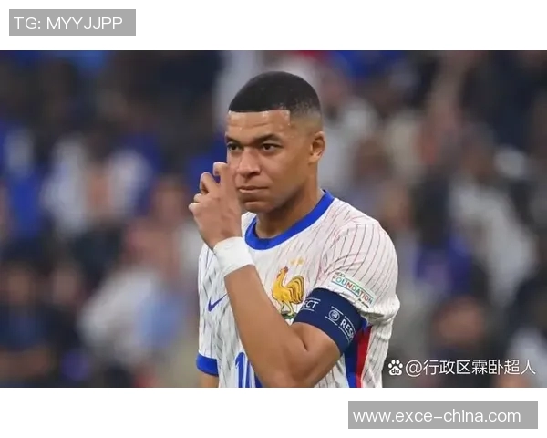 你知道哪些足球明星球员的名字和成就吗让我们一起聊聊他们的传奇故事